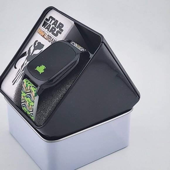 Brand New Star Wars Mandalorian Watch – Gift-Ready for Fans & Kids - Picture 3 of 5